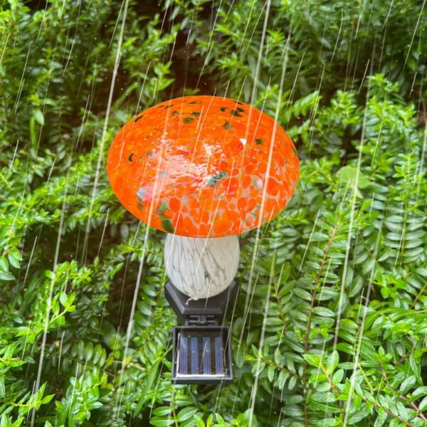 05_327050ff-b010-40f7-aa13-0d4e0d226548 Contemporary Creative Colorful Mushroom Glass Shape LED Solar Waterproof Lawn Insert Light For Garden